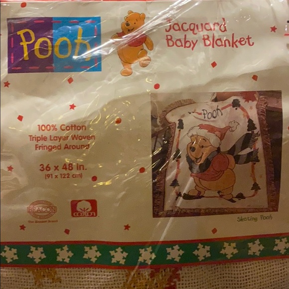 COPY - Jacquard Pooh Christmas baby blanket - Picture 1 of 4